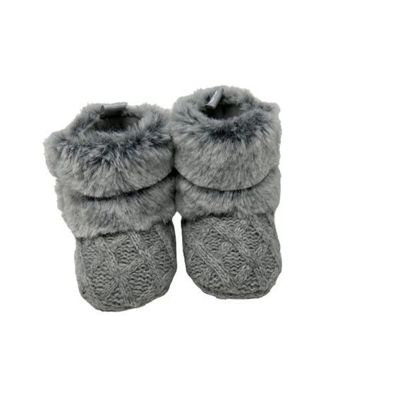 Baby Grey Knit & Faux Fur Boots, & Brown‎ Suede Moccasins - Sizes 0-3 M & 3-6 M - Picture 5 of 14